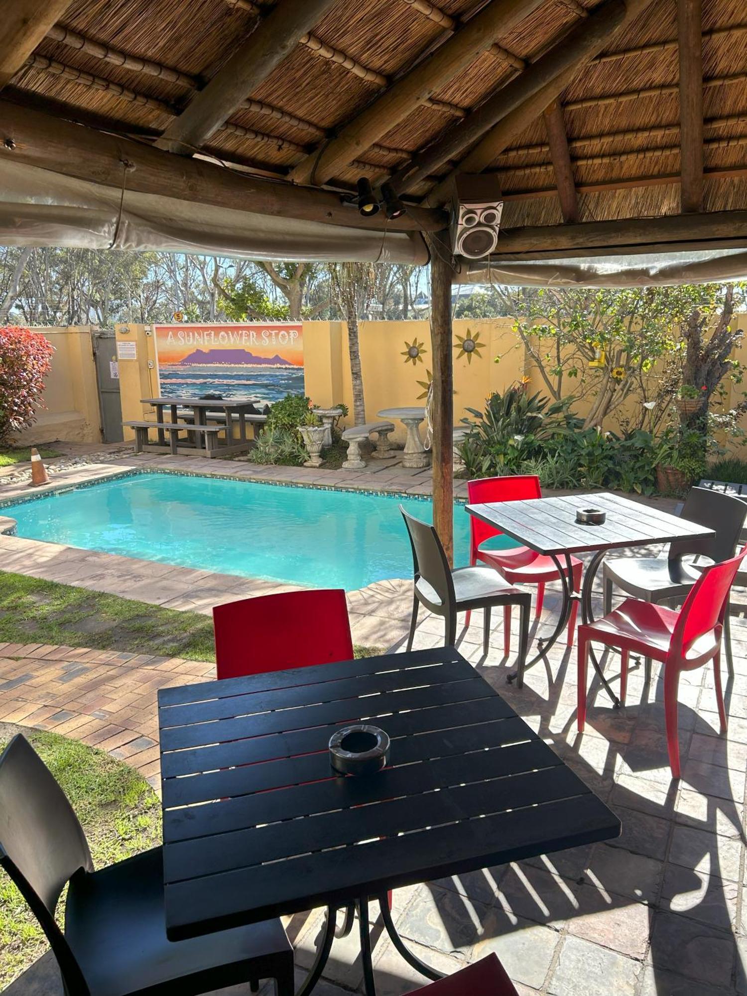 A Sunflower Stop Backpackers Cidade Do Cabo Exterior foto